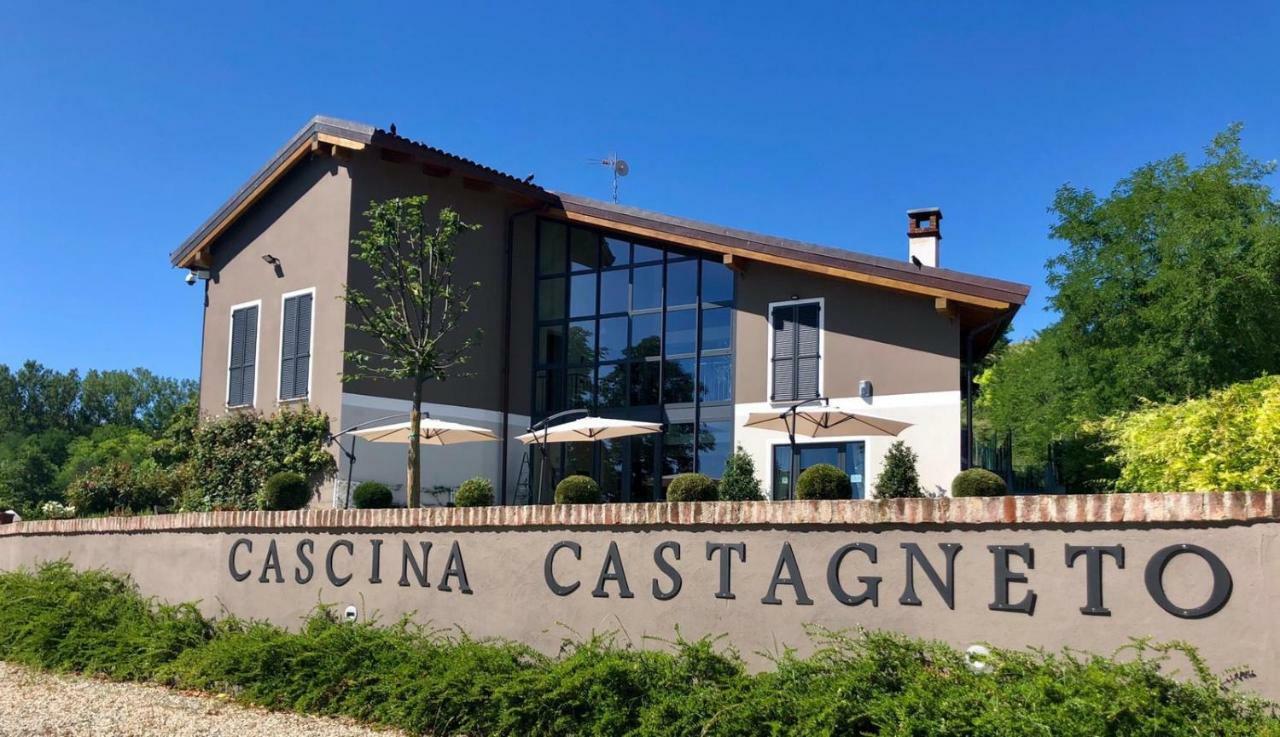 فندق Cascina Castagneto CastellʼAlfero المظهر الخارجي الصورة